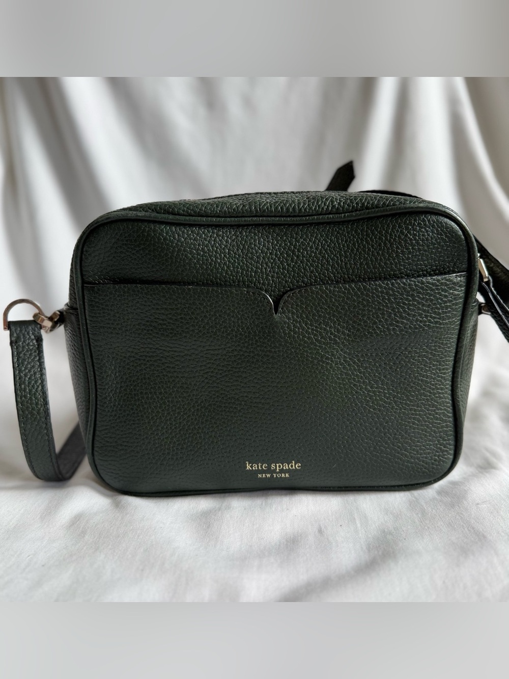 kate spade Deep Evergreen Pebbled Leather Polly Medium Camera Bag - Picture 6 of 11